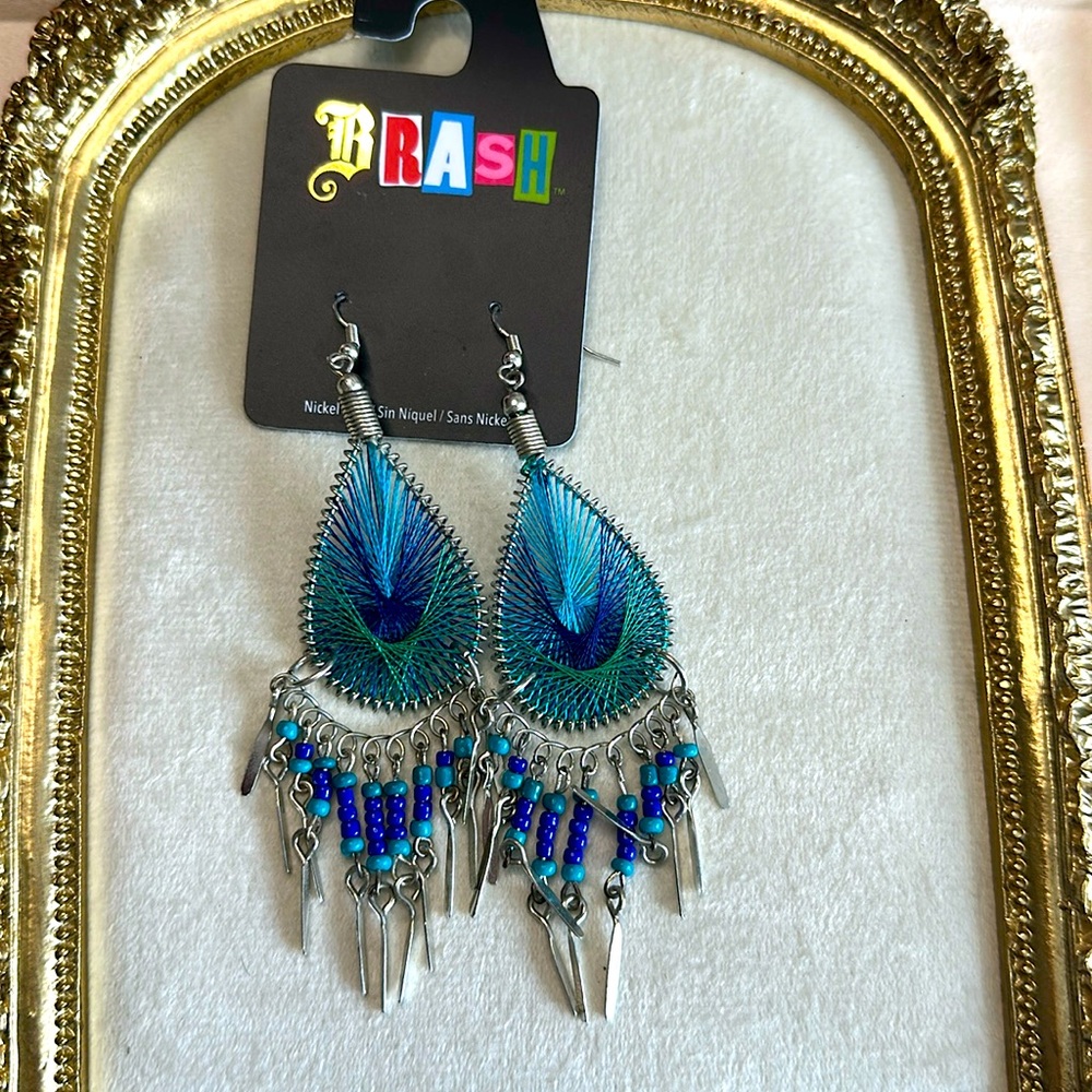 NEW! Brash Feather Earrings